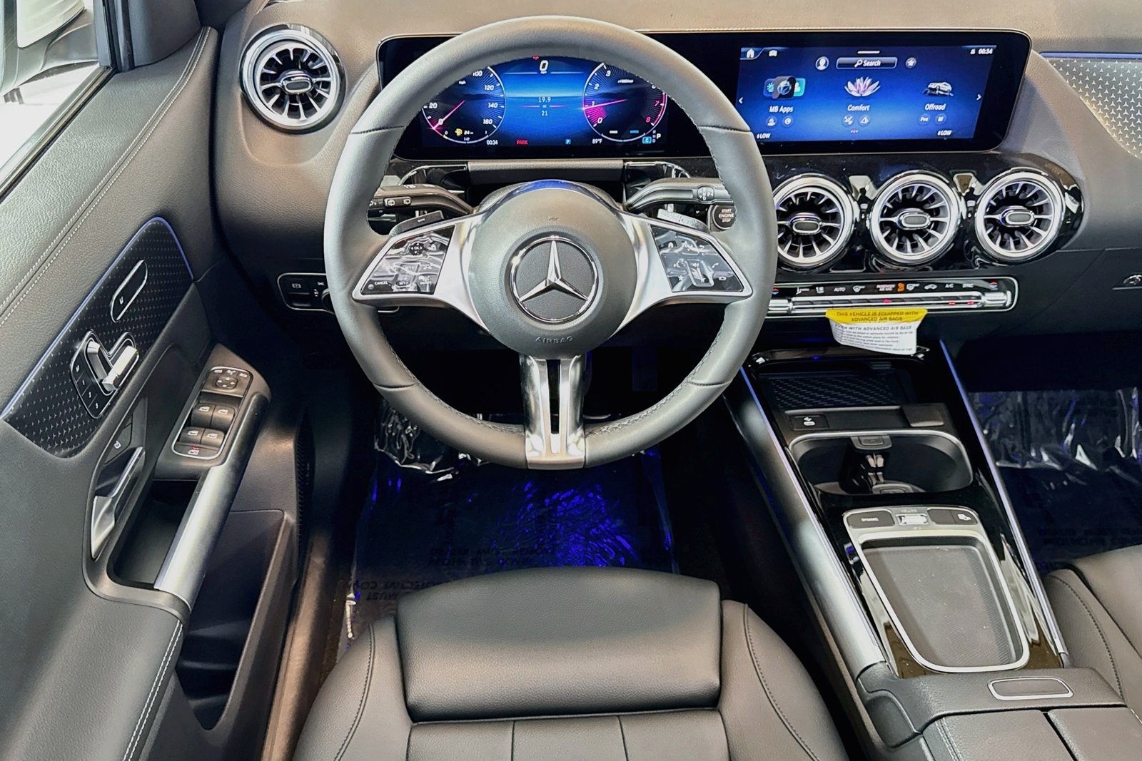 New 2026 Polar White Mercedes-Benz GLA 250 image 20