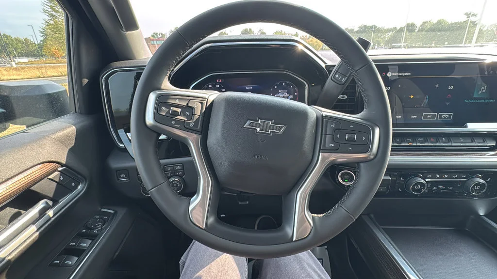 New 2026 Sterling Gray Metallic Chevrolet LT image 29