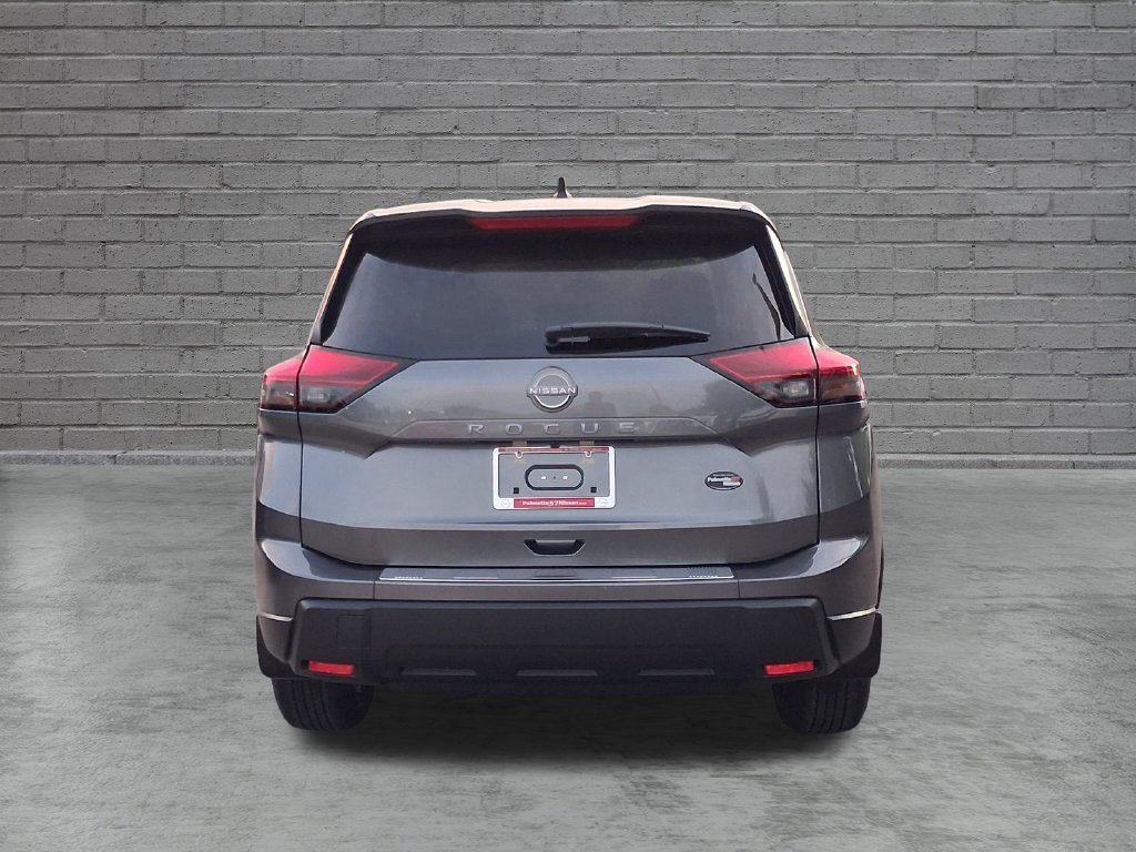 New 2027 Gray Nissan SV image 4