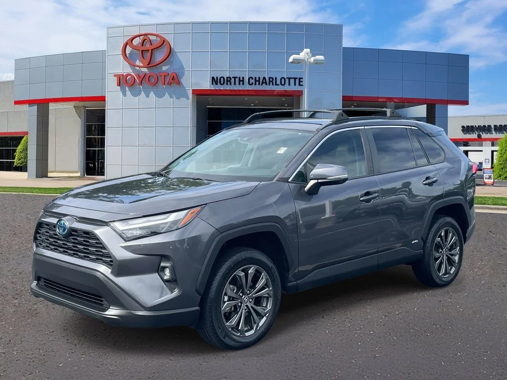Certified Used 2023 Gray Toyota XLE Premium image 5