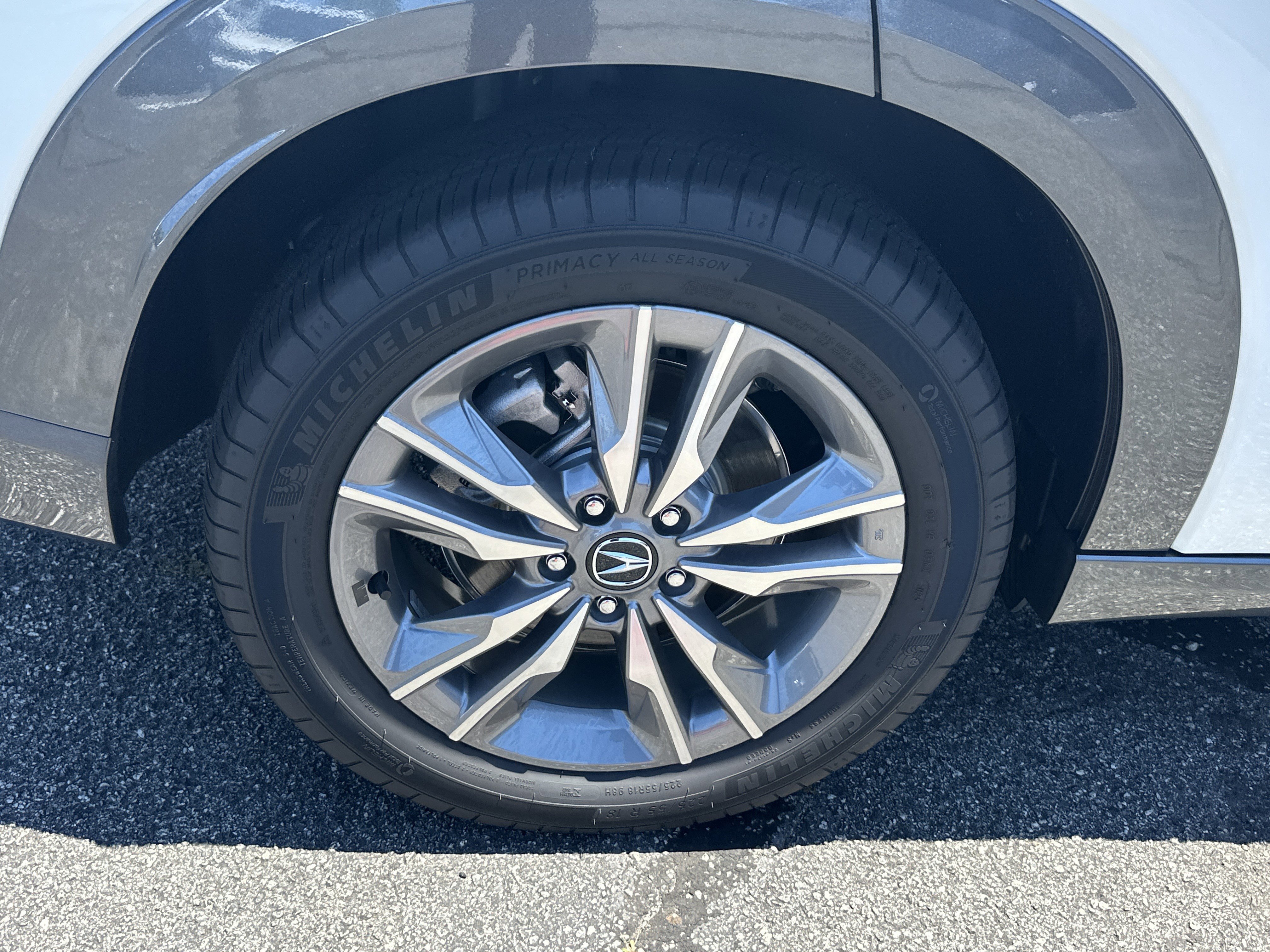 Used 2025 Platinum White Pearl Acura Base image 19