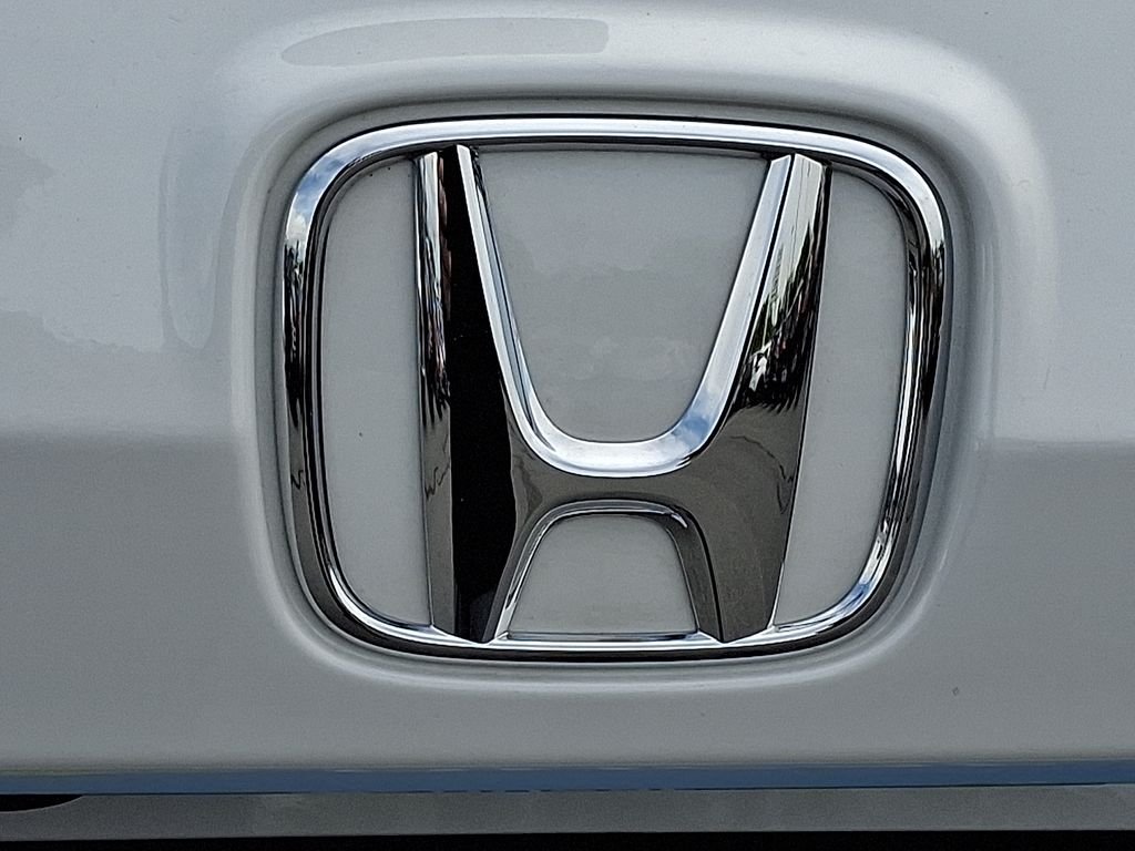 Used 2026 White Honda EX image 29