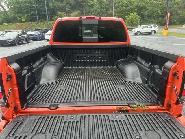 Used 2025 Orange Nissan PRO-4X image 23