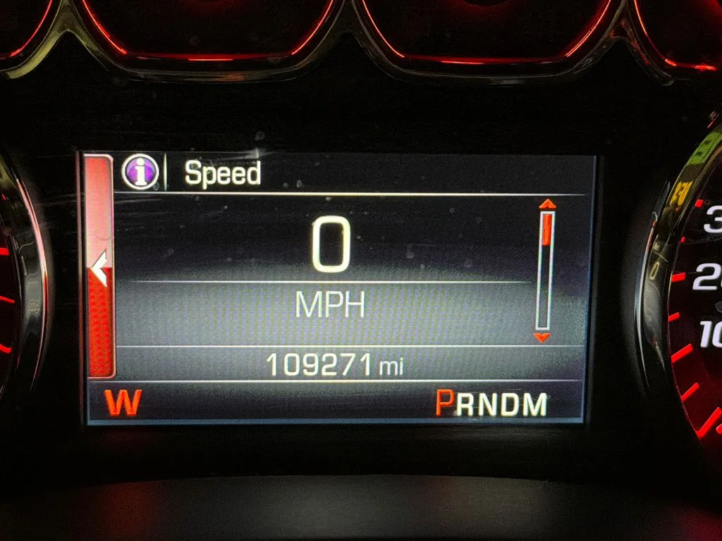 Used 2015 Iridium Metallic GMC SLE image 21