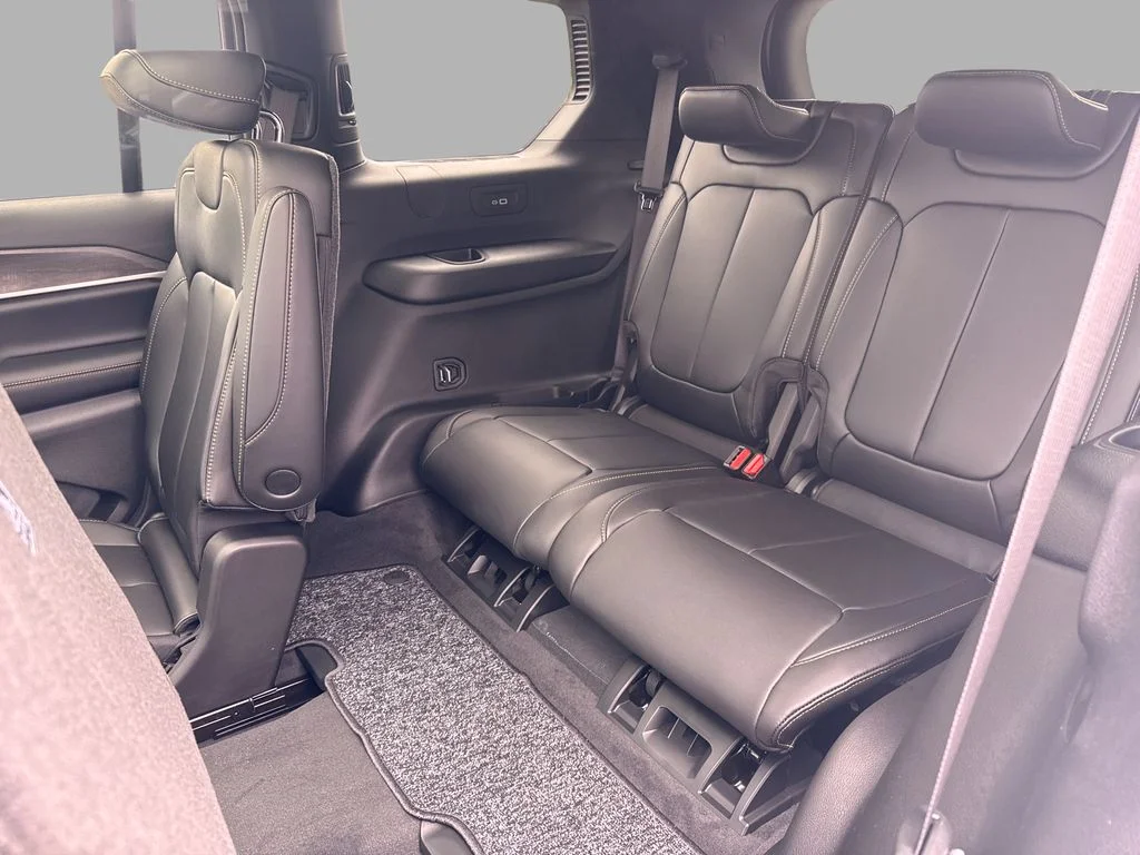 New 2026 Bright White Clearcoat Jeep  image 11
