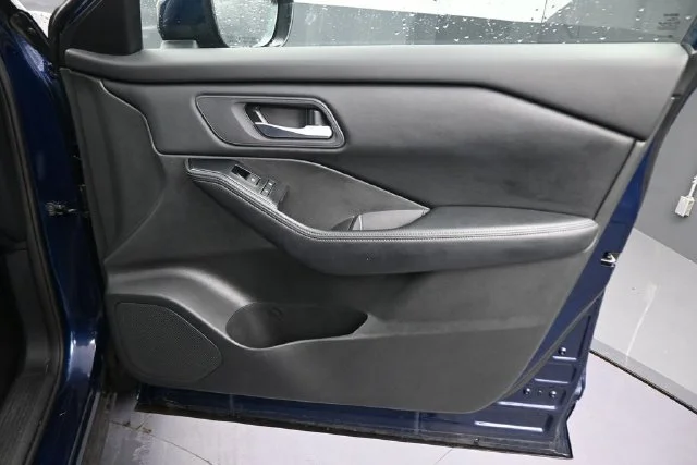 Used 2024 Blue Nissan SV image 20