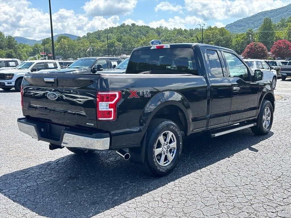 Used 2018 Black Ford XLT image 8