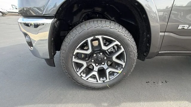 2026 RAM 1500 Laramie - Photo 10