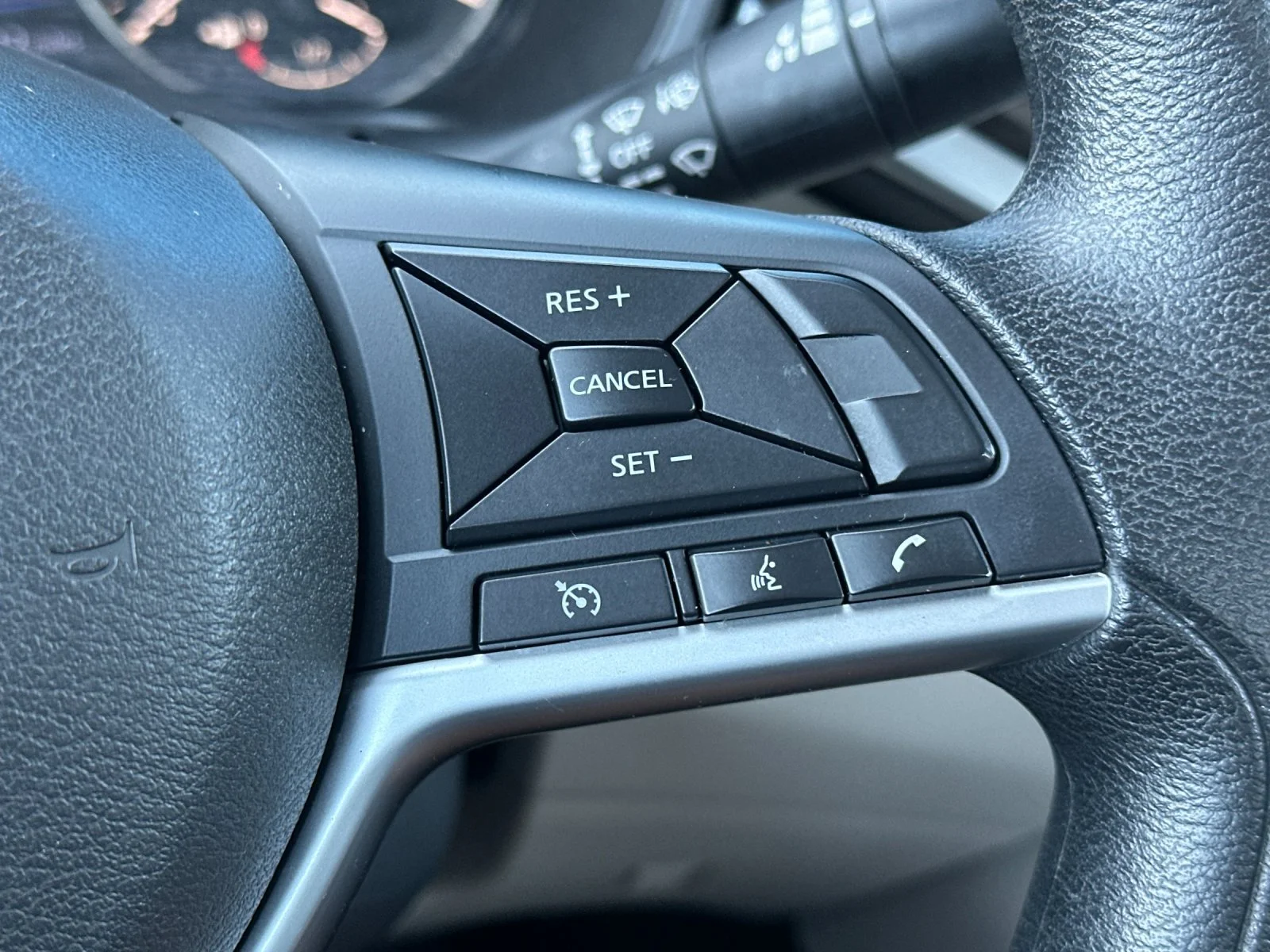 Used 2025  Nissan 2.5 SV image 25
