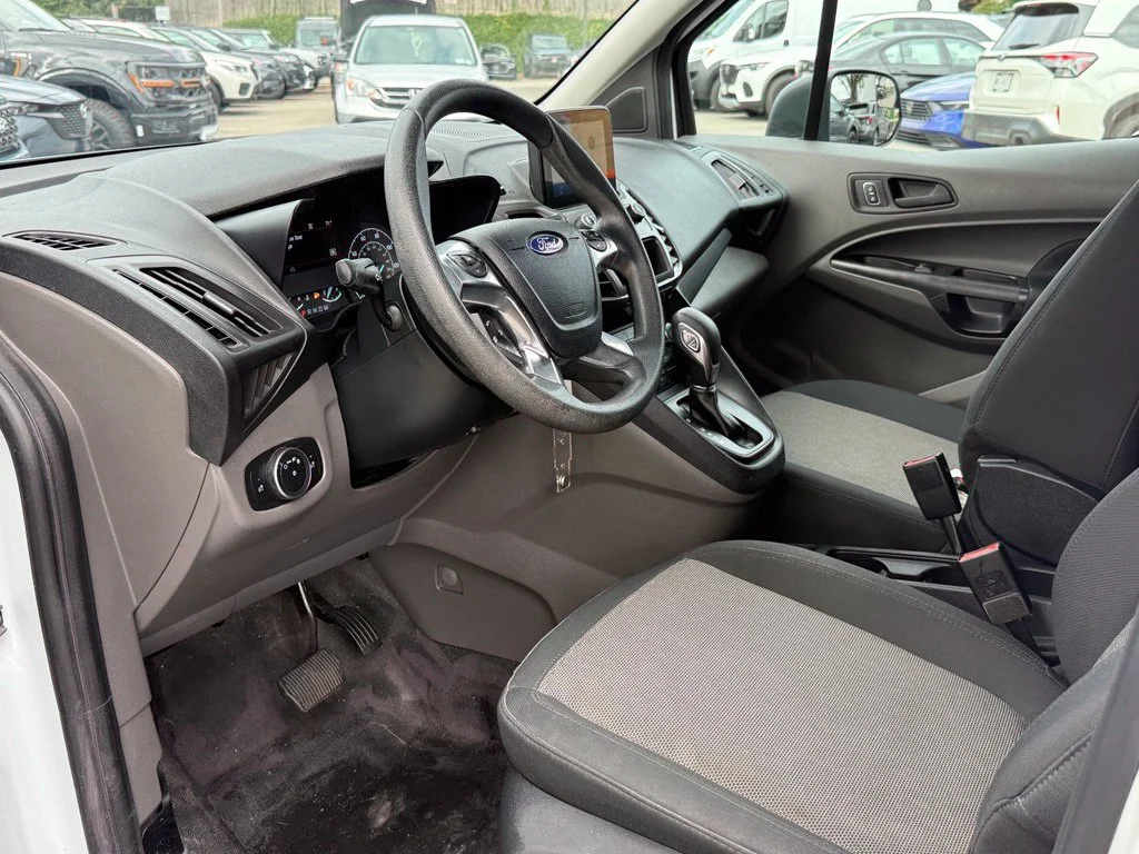 Used 2022 Frozen White Ford XL image 19