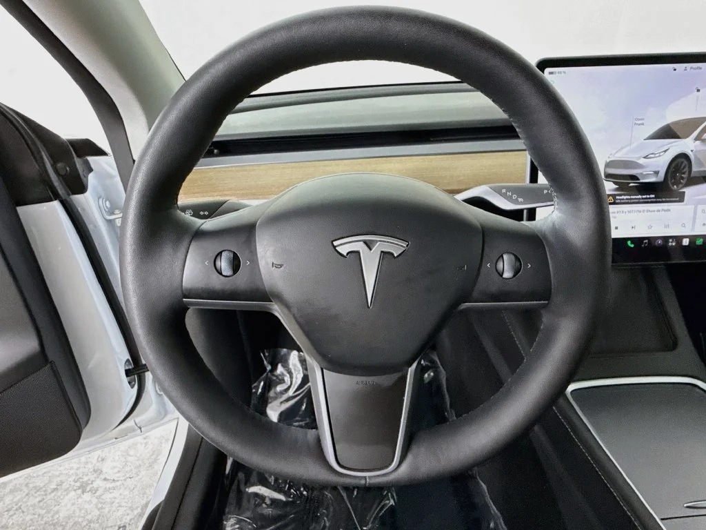 Used 2024 White Tesla Long Range image 11
