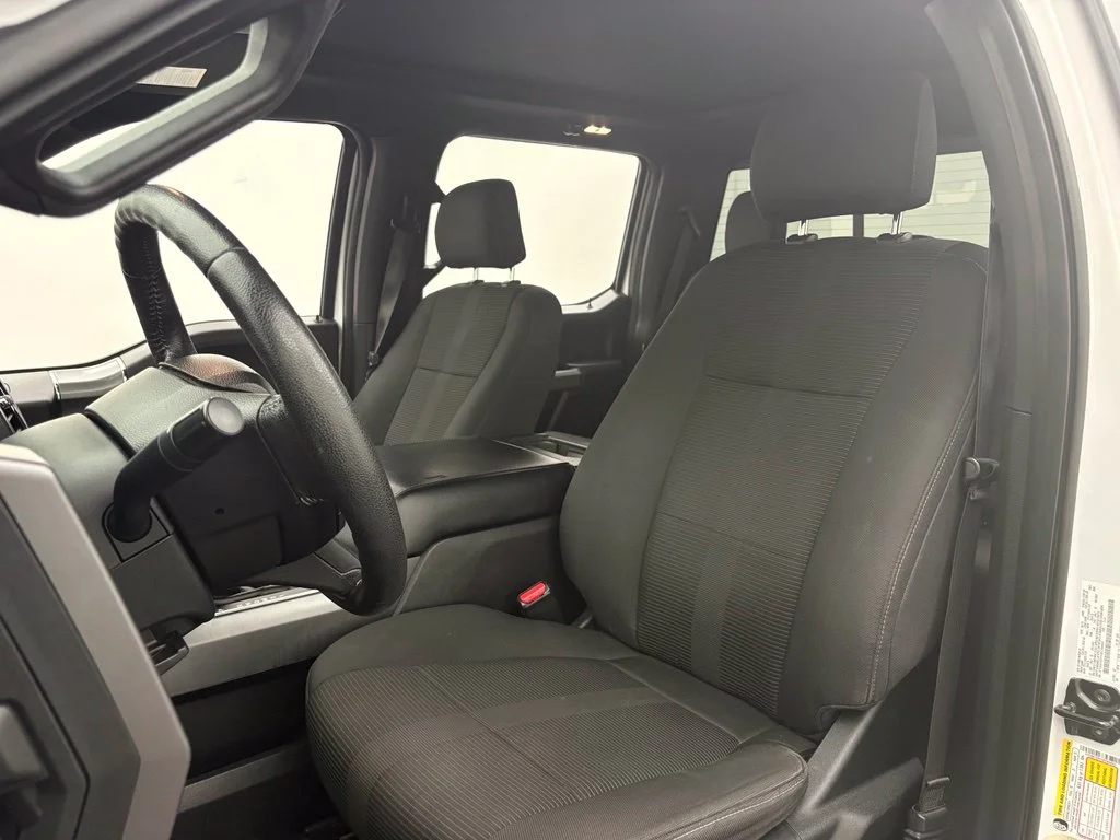 Used 2016 Oxford White Ford XLT image 18