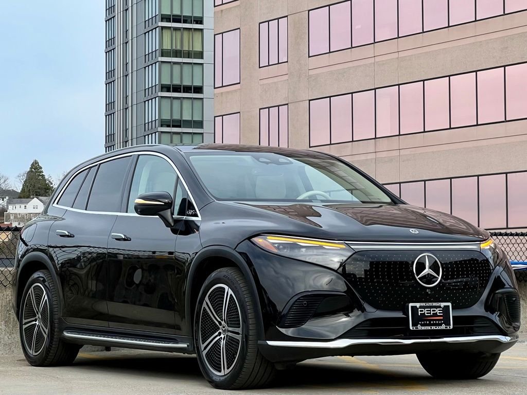 2023 Mercedes-Benz EQS SUV EQS 450 4MATIC Auto's photo