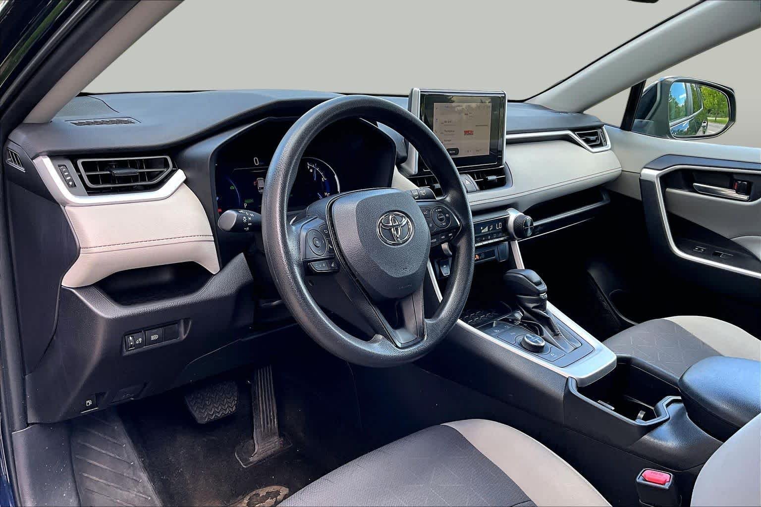 Used 2025 Blueprint Toyota Hybrid XLE image 18