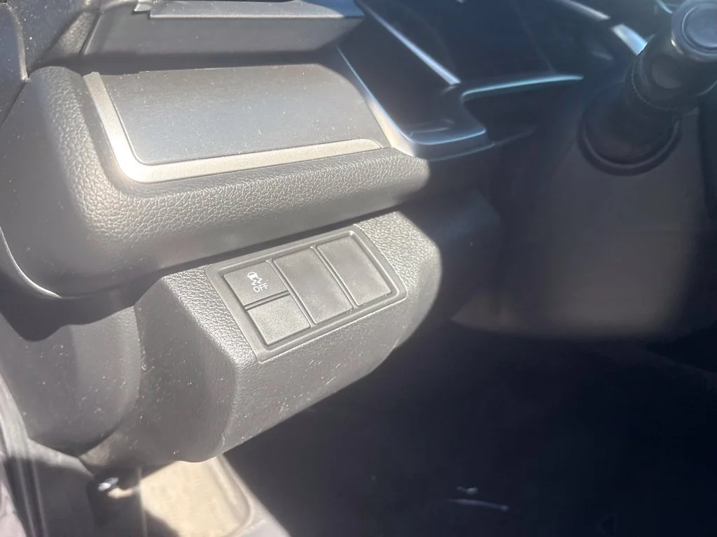 Used 2018 Gray Honda EX-L image 15