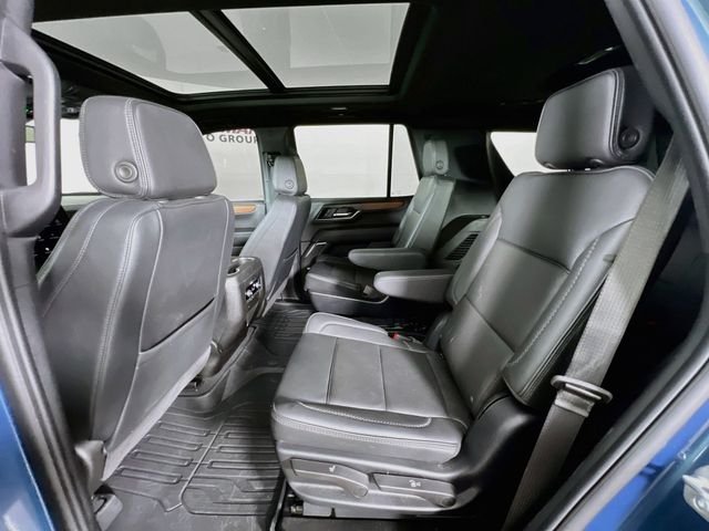 2025 GMC Yukon Denali - Photo 24