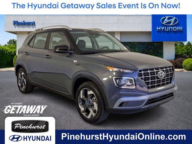 2026 Hyundai VENUE SEL w/Two-Tone Roof