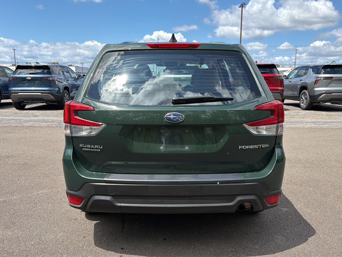Used 2024 Cascade Green Silica Subaru  image 9