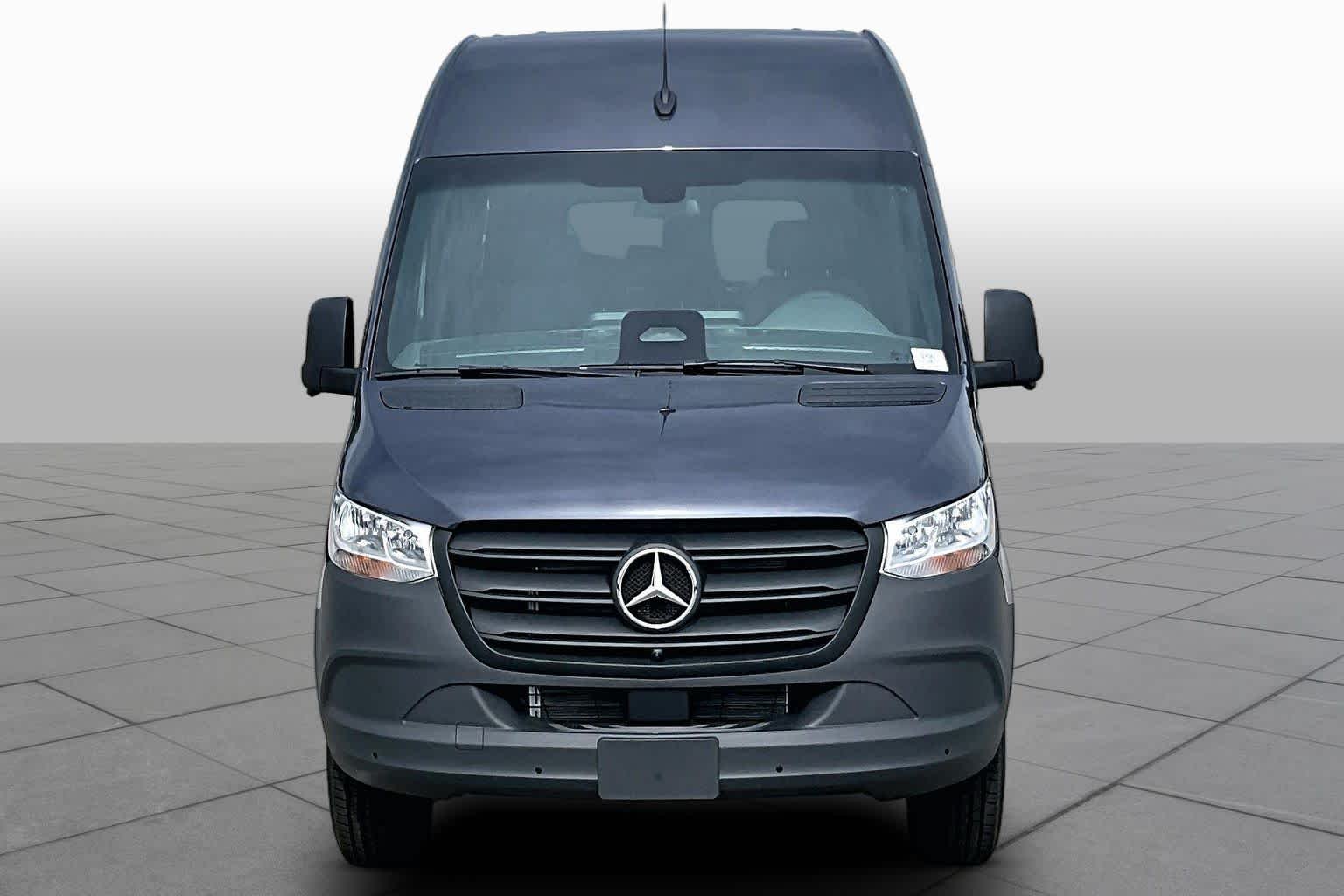 New 2026 Tenorite Gray Metallic Mercedes-Benz  image 3