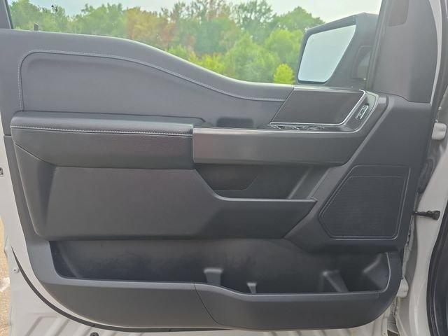 Used 2024 White Ford XLT image 28