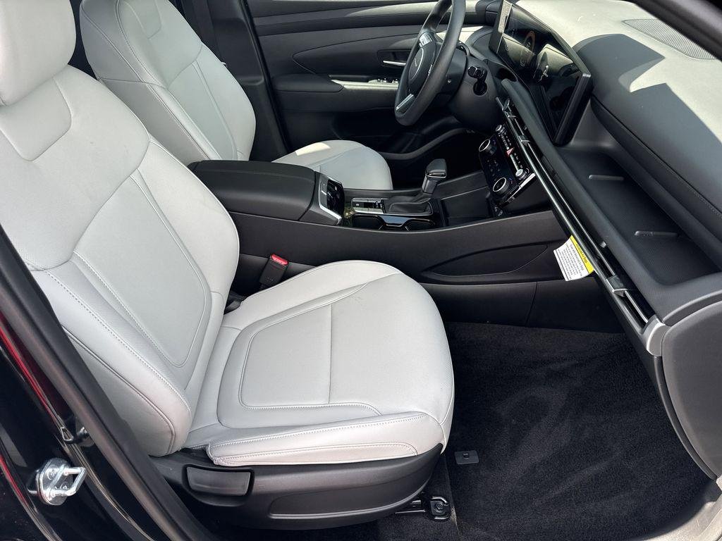 New 2026 Black Hyundai SEL FWD image 13