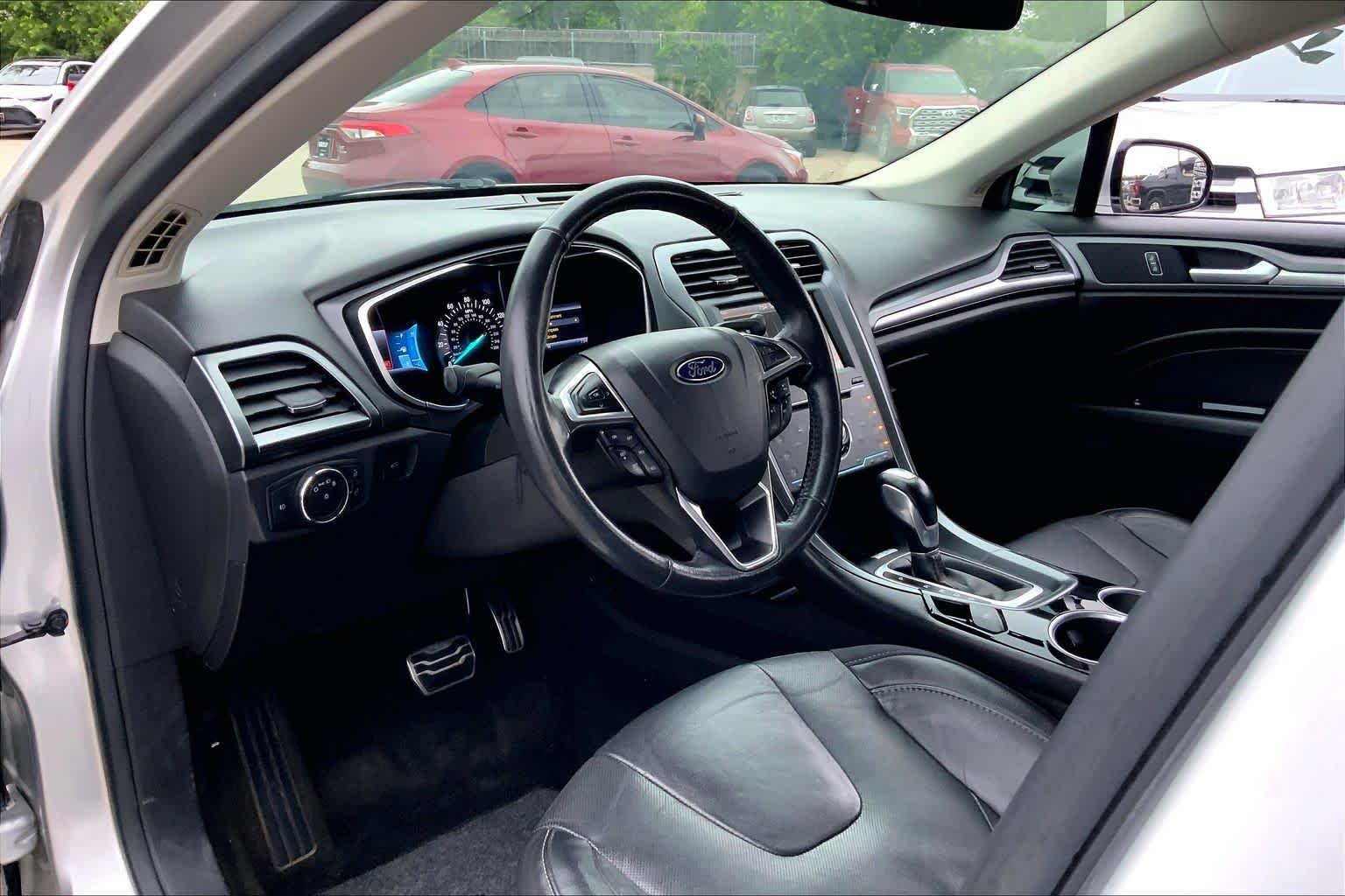 Used 2014 Ingot Silver Metallic Ford Titanium image 17