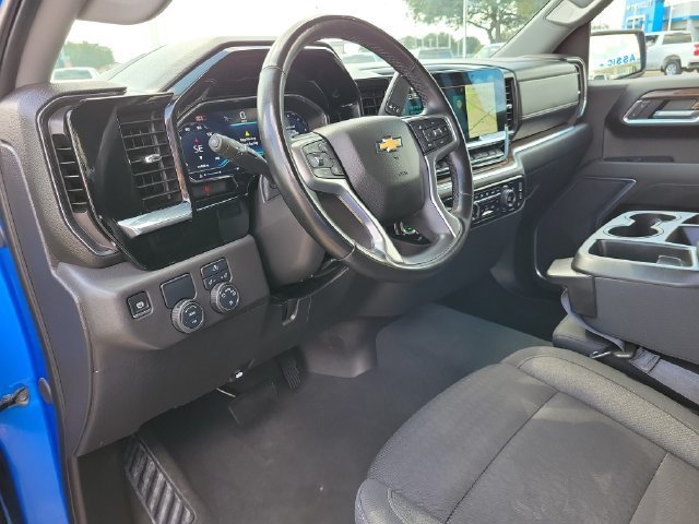 2025 Chevrolet Silverado 1500 LT - Photo 19