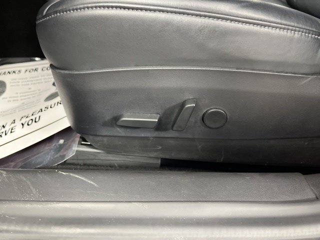 Used 2018 Silver Tesla Long Range Battery image 22