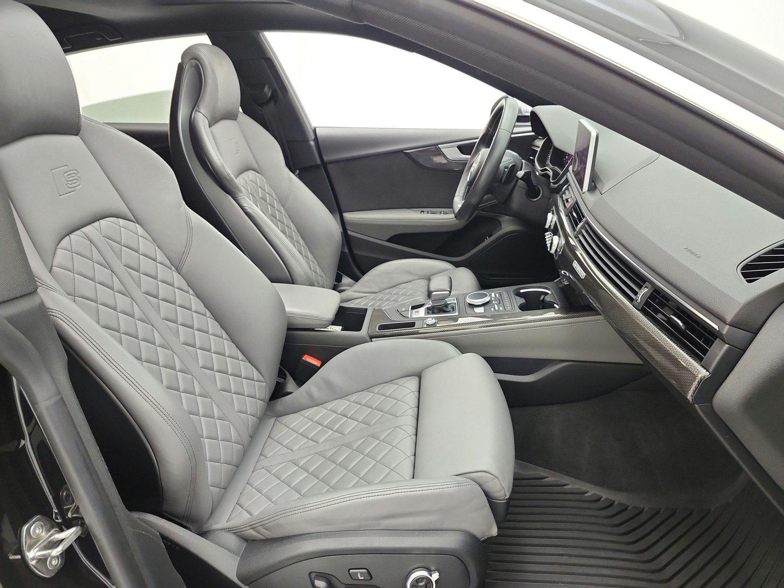 Used 2018 Mythos Black Metallic Audi 3.0 TFSI Premium Plus image 27