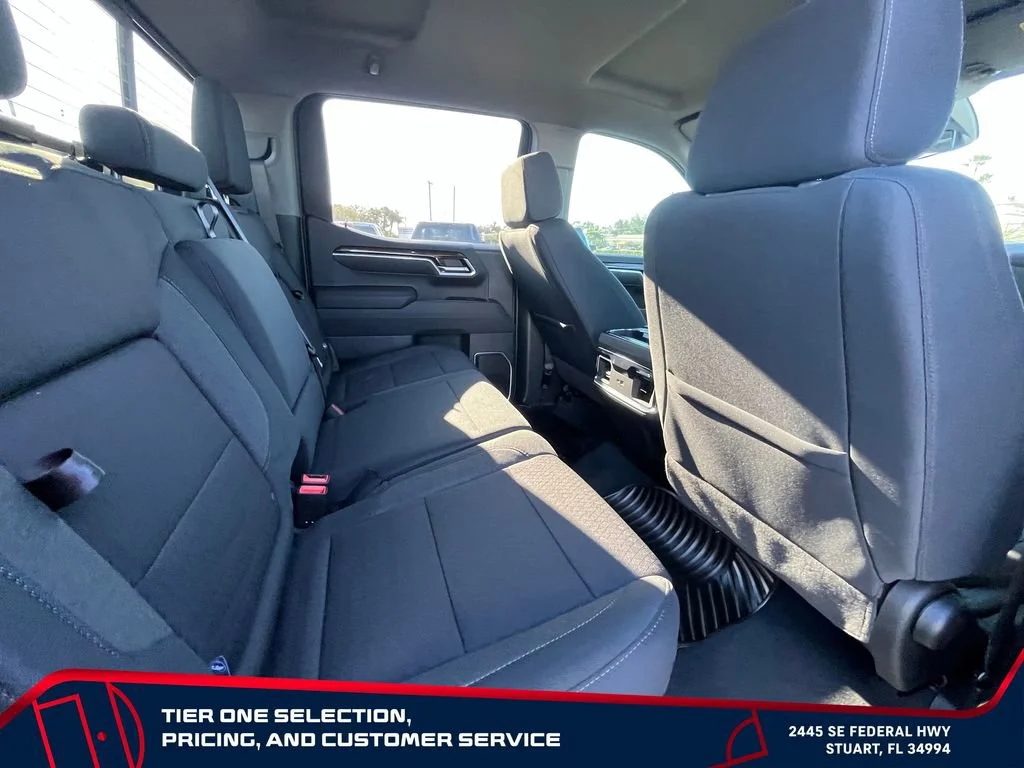 New 2026 TITANIUM RUSH METALLIC GMC Elevation image 18