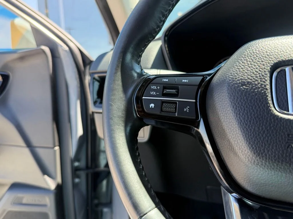 Used 2023 Gray Honda EX-L image 21