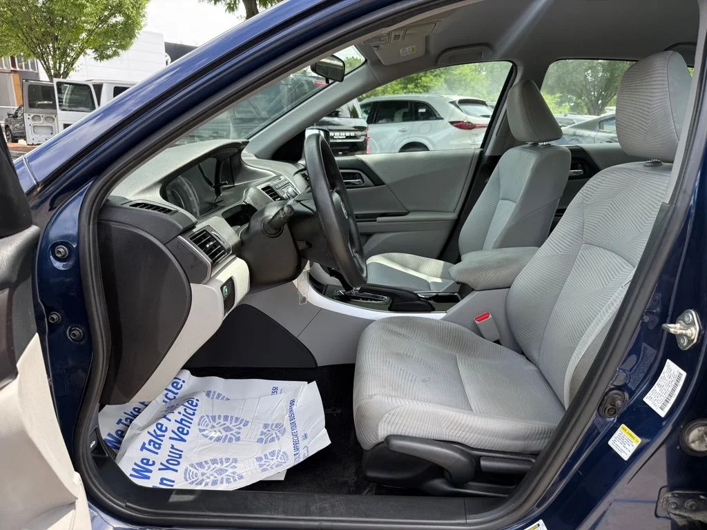 Used 2015 Blue Honda LX image 20