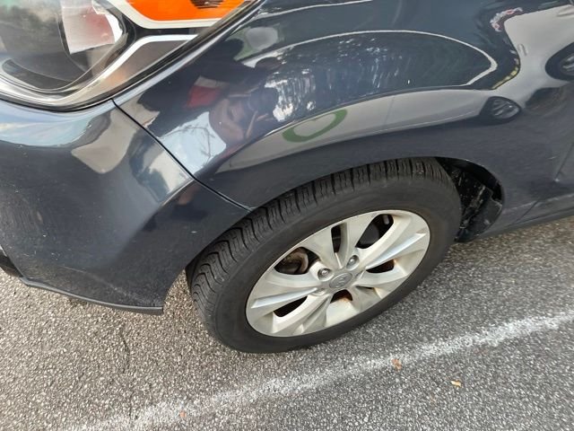 Used 2016 Blue Kia Plus image 5