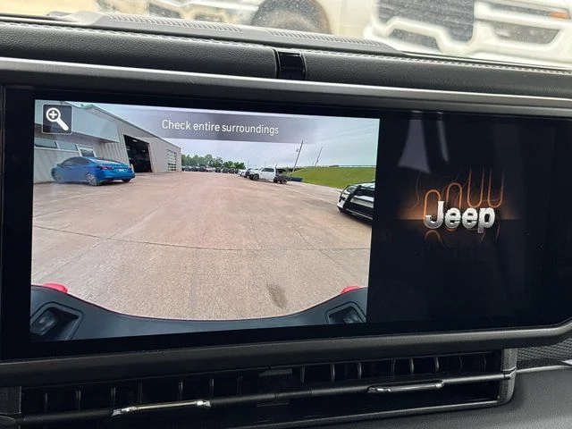 New 2026 Black Jeep Mojave image 28