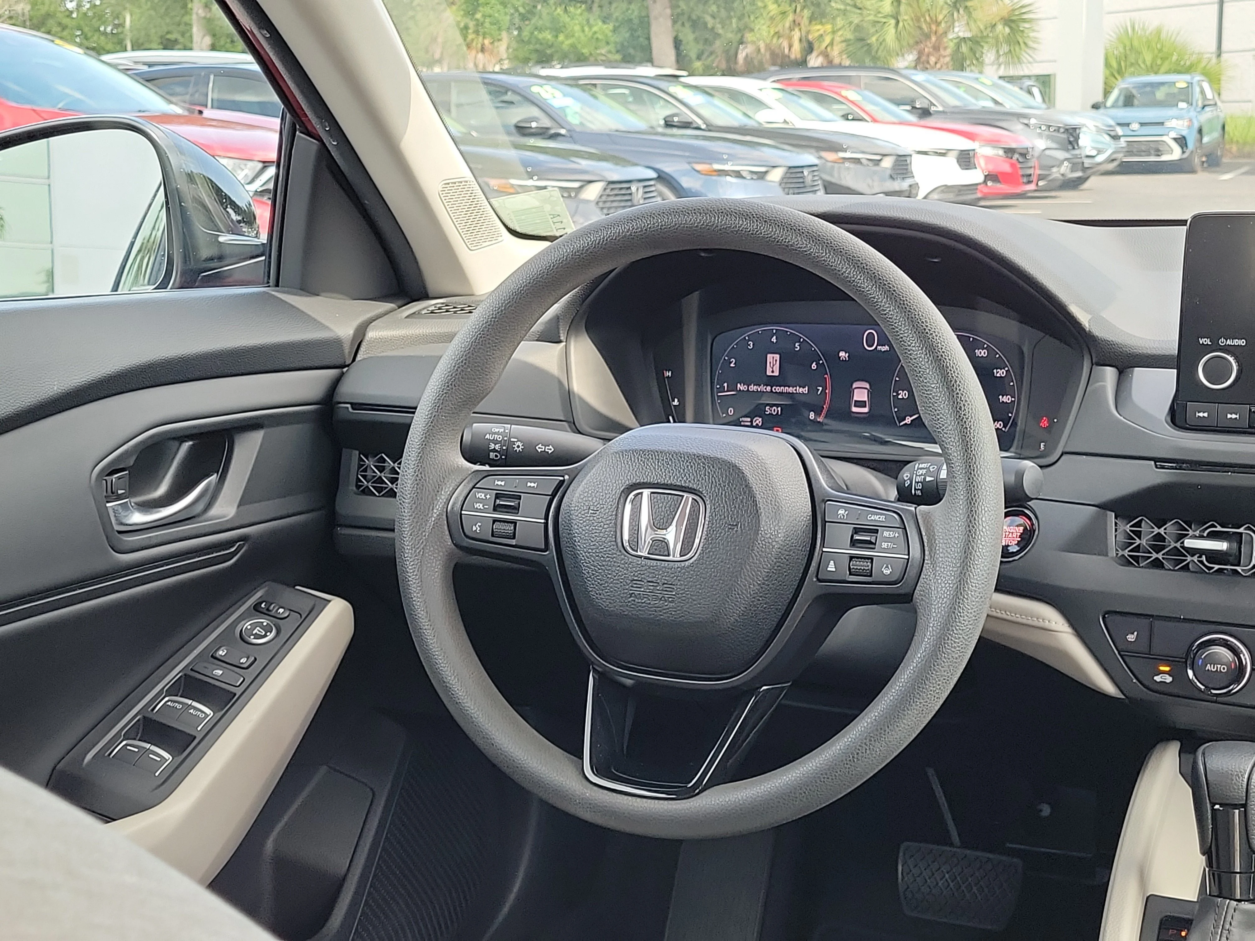 2025 Honda Accord SE - Photo 38