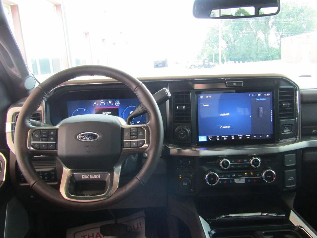 Used 2026  Ford King Ranch image 5