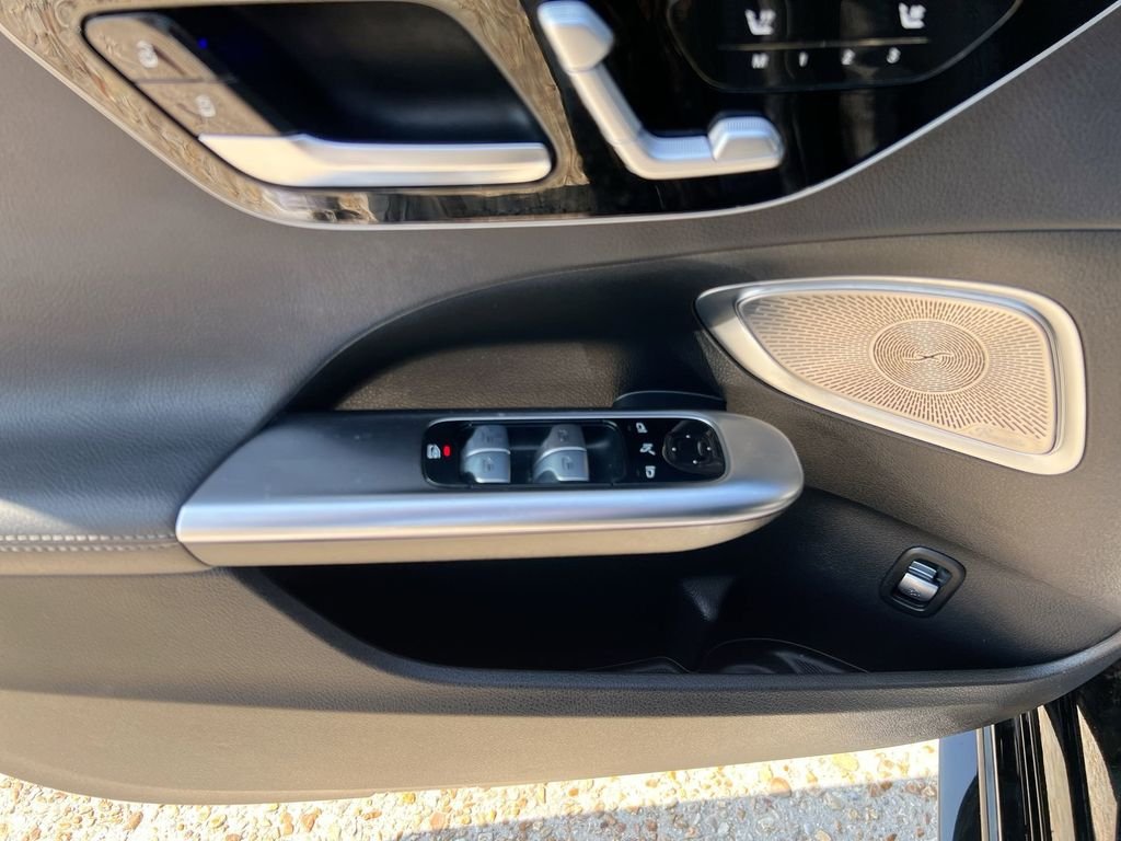 Used 2022 Black Mercedes-Benz C 300 image 14