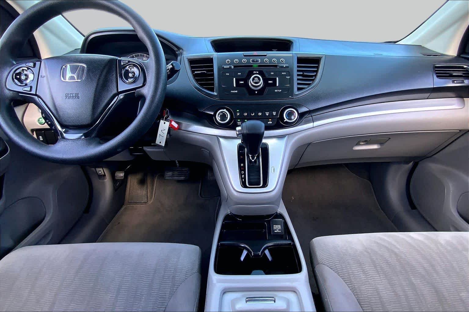 Used 2014 Alabaster Silver Metallic Honda LX image 15