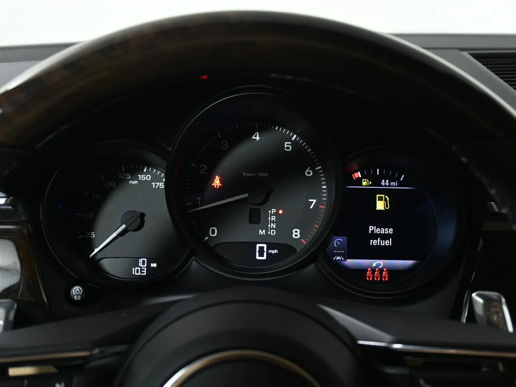 2026 Porsche Macan - Photo 20