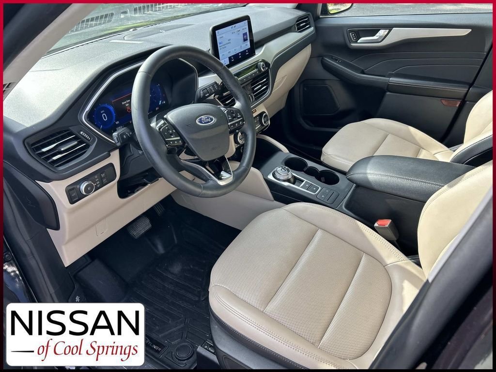 Used 2021 Black Ford SEL image 16