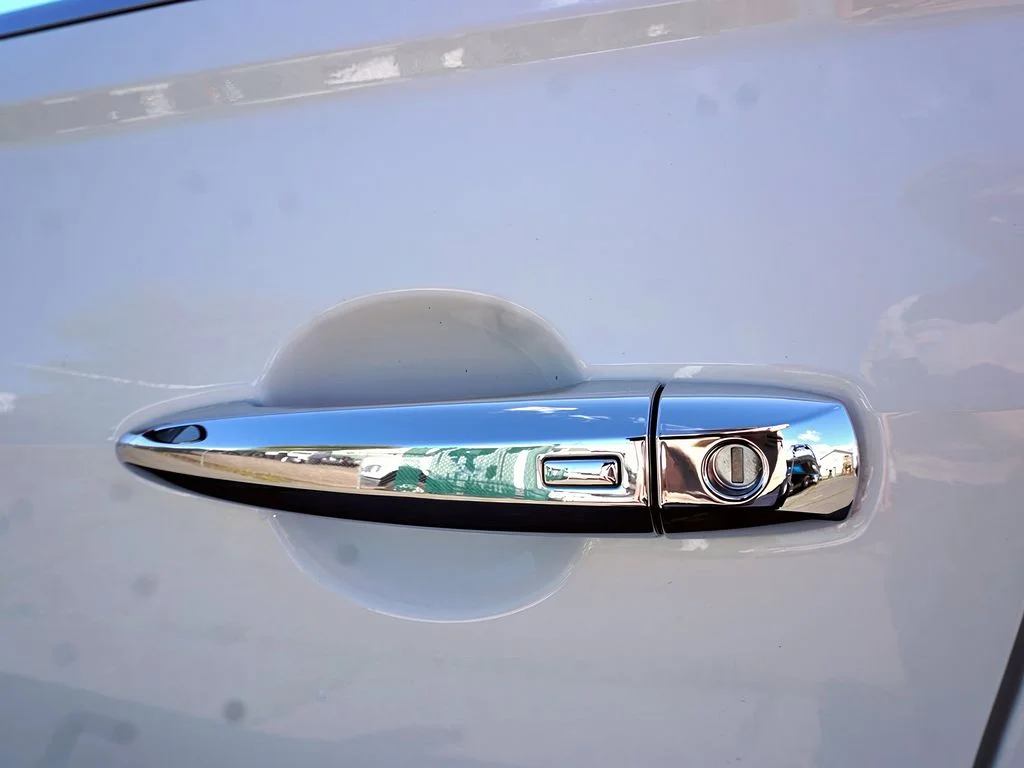 2025 Nissan Altima SV - Photo 16