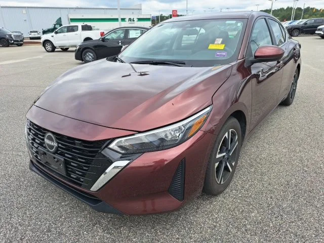 Used 2024  Nissan SV image 2
