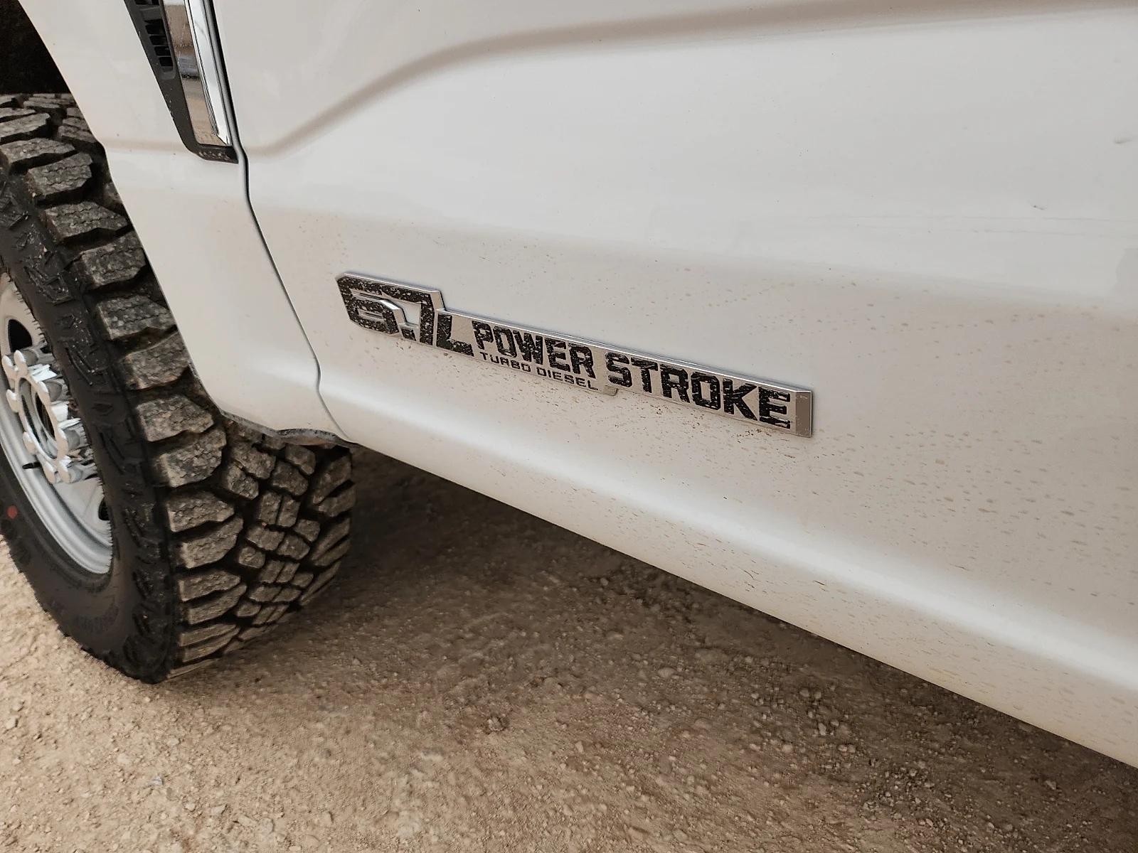 New 2026 Oxford White Ford F-250® XL image 11