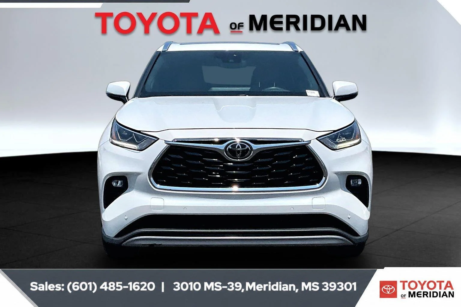 Used 2022 Wind Chill Pearl Toyota Platinum image 3
