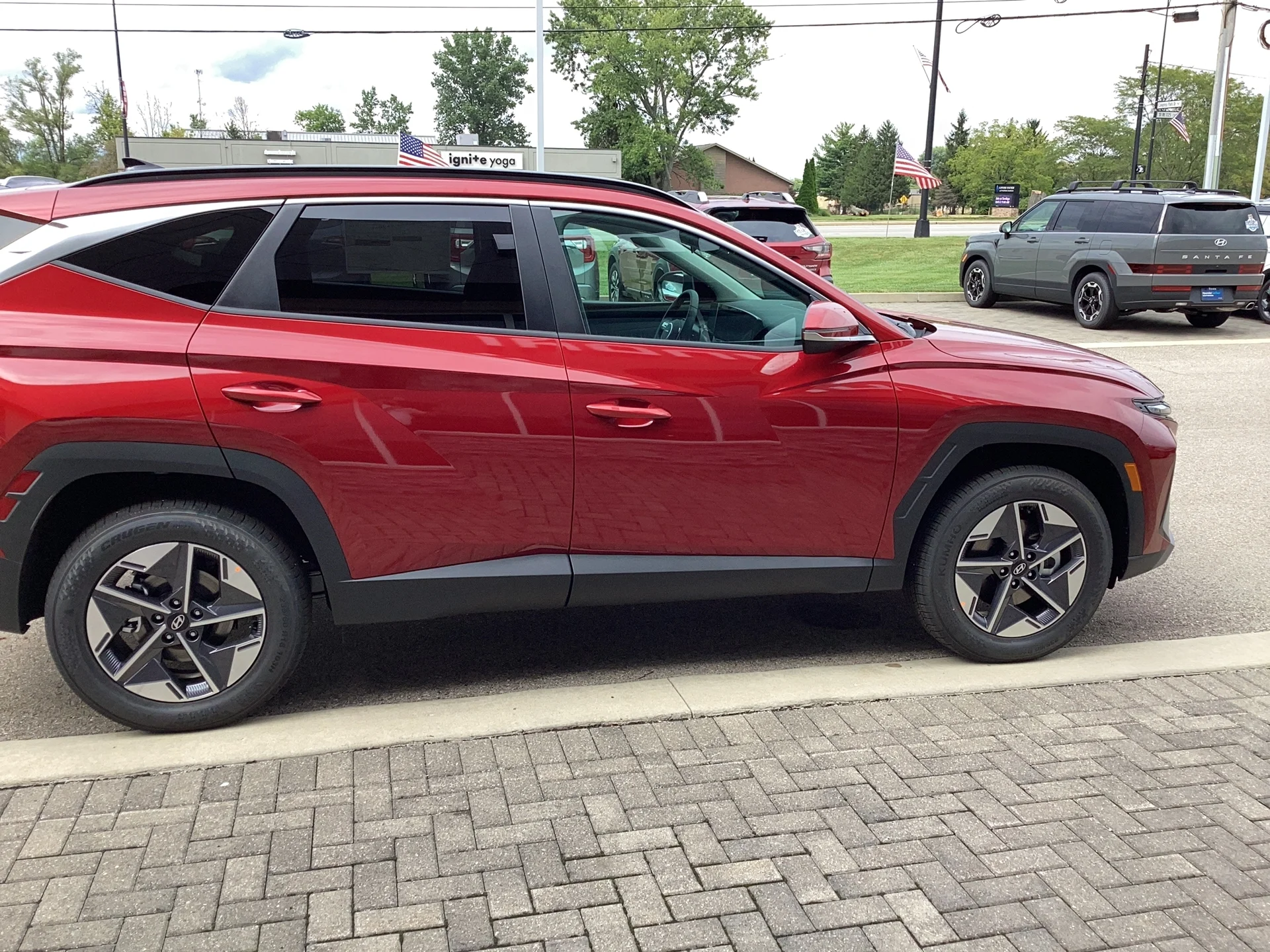 New 2026 Ultimate Red Pearl Hyundai SEL Premium image 5