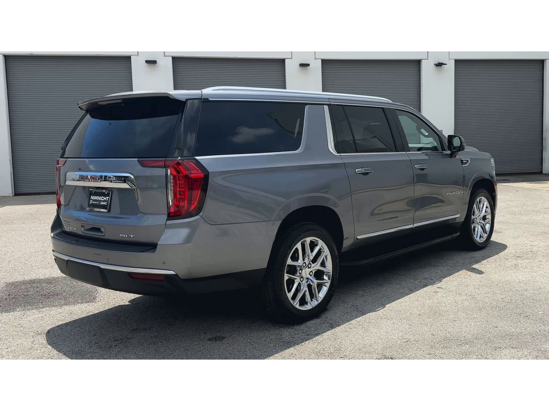 2022 GMC Yukon XL SLT - Photo 8