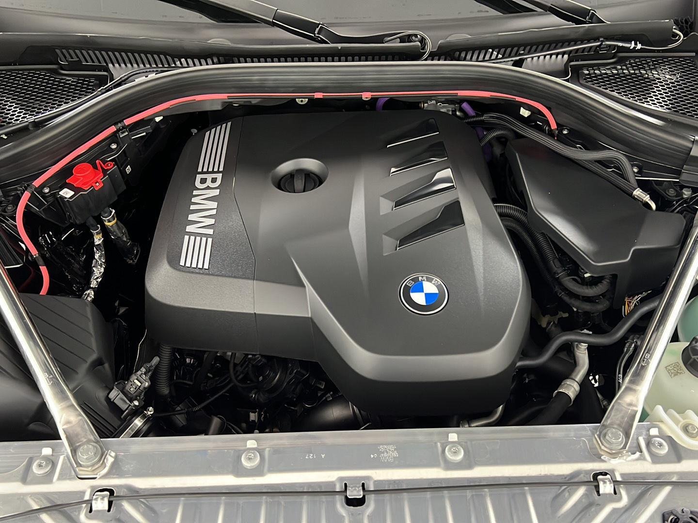 New 2026 Black Sapphire Metallic BMW 30 xDrive image 15