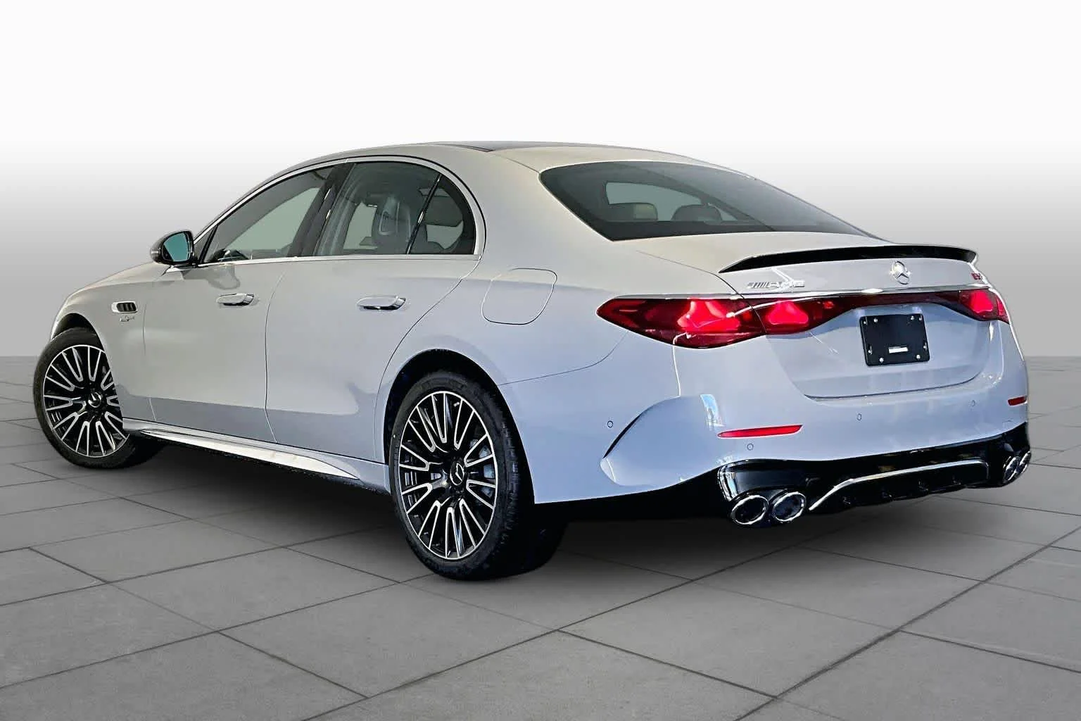 New 2026 MANUFAKTUR Alpine Grey Mercedes-Benz AMG® E 53 E image 3