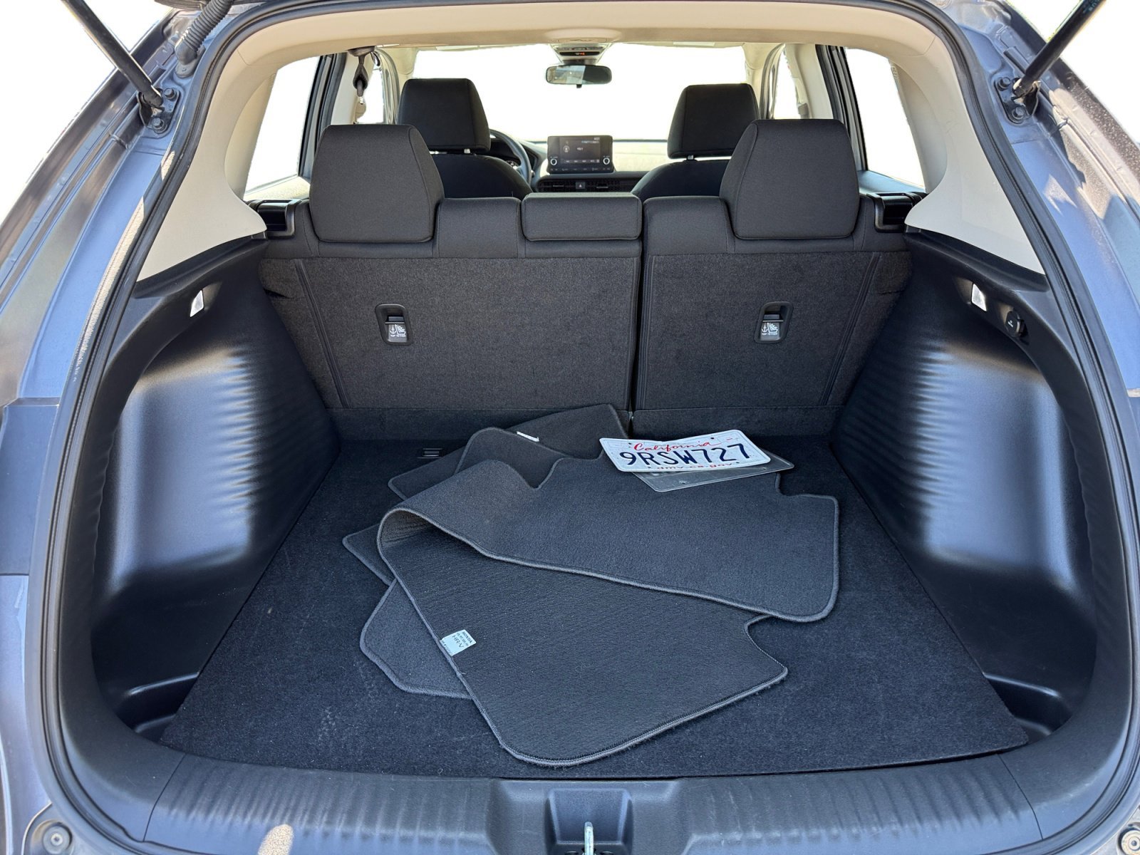 Used 2025 Modern Steel Metallic Honda LX image 17