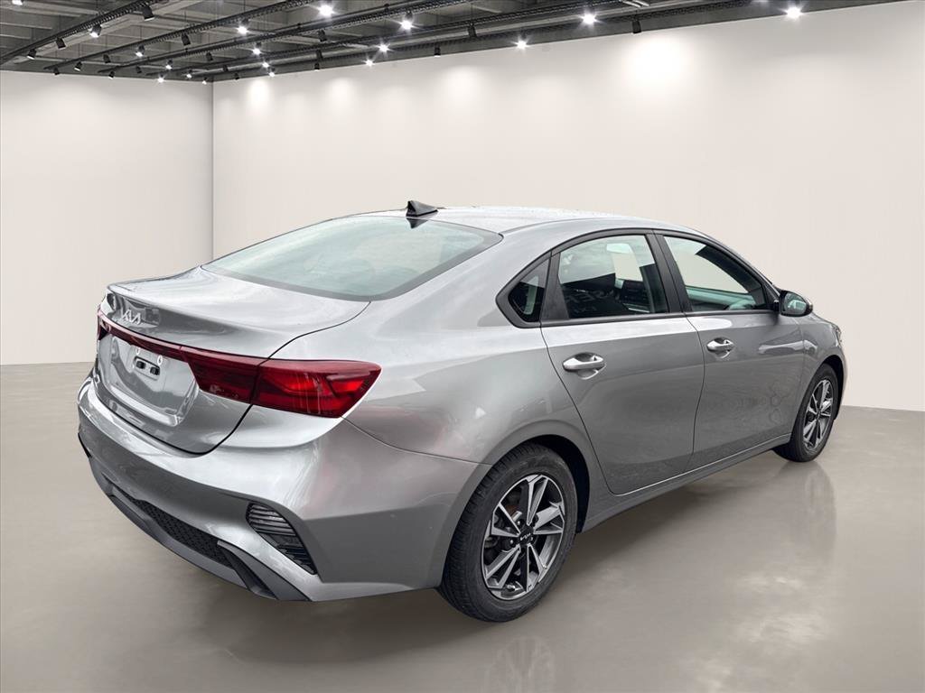 Certified Used 2023 Steel Gray Kia LXS image 8